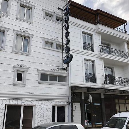 White Blue Hotel Edirne Bagian luar foto