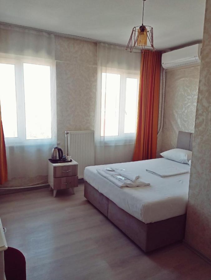 White Blue Hotel Edirne Bagian luar foto